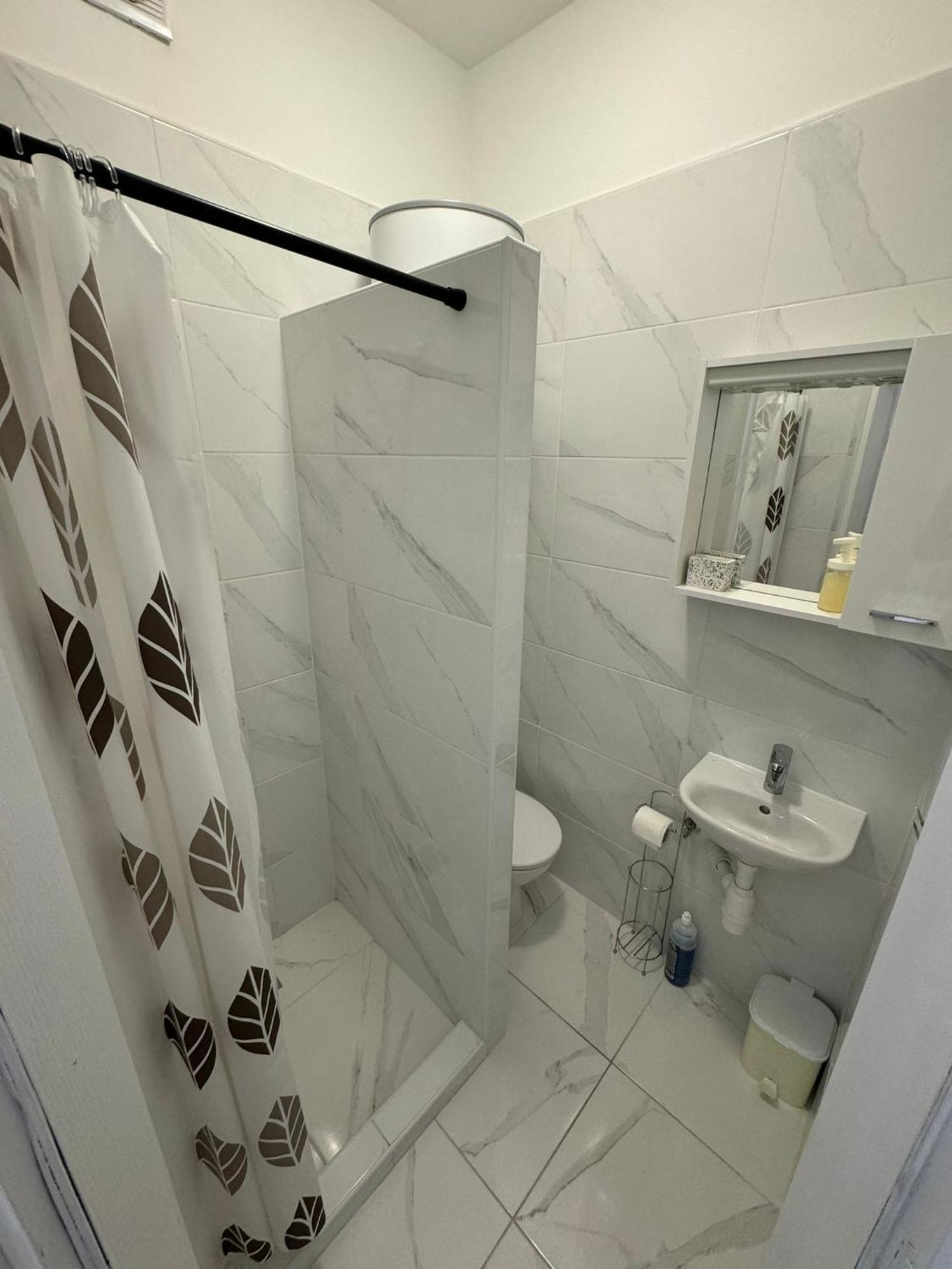 Marina Apartmani Tisno Murter Exterior foto