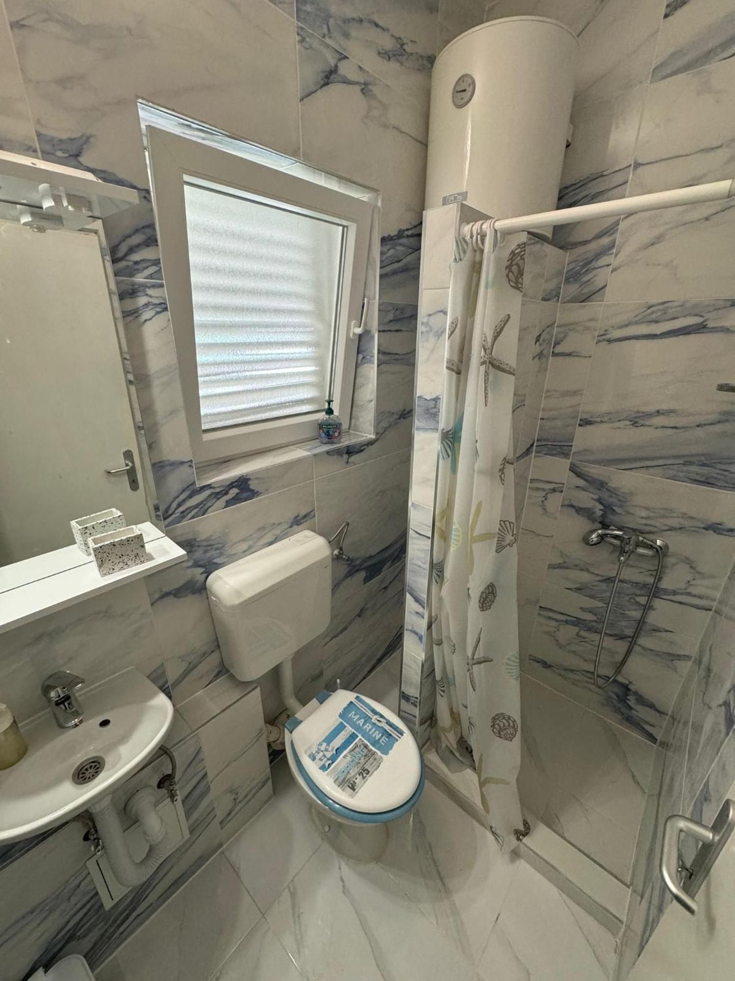 Marina Apartmani Tisno Murter Exterior foto
